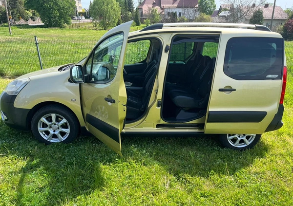 Citroen Berlingo cena 22450 przebieg: 190170, rok produkcji 2009 z Złotów małe 277